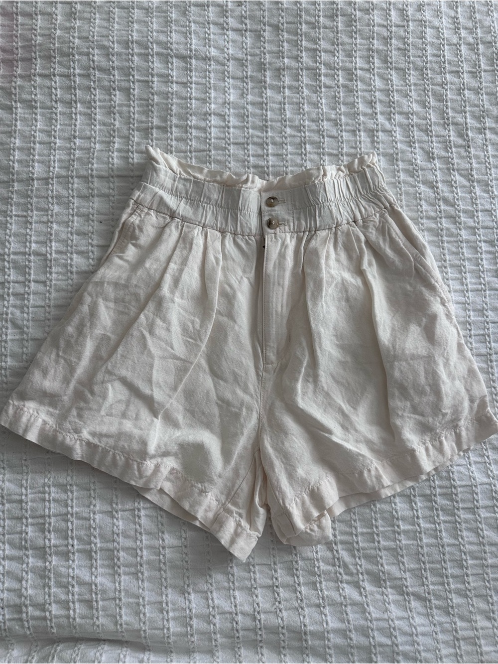 Madewell - Linen Blend High Waisted Cream Shorts